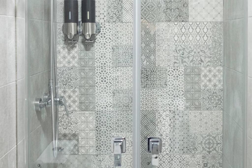 Magnifico Apartamento En Los Remedios Siviglia Esterno foto