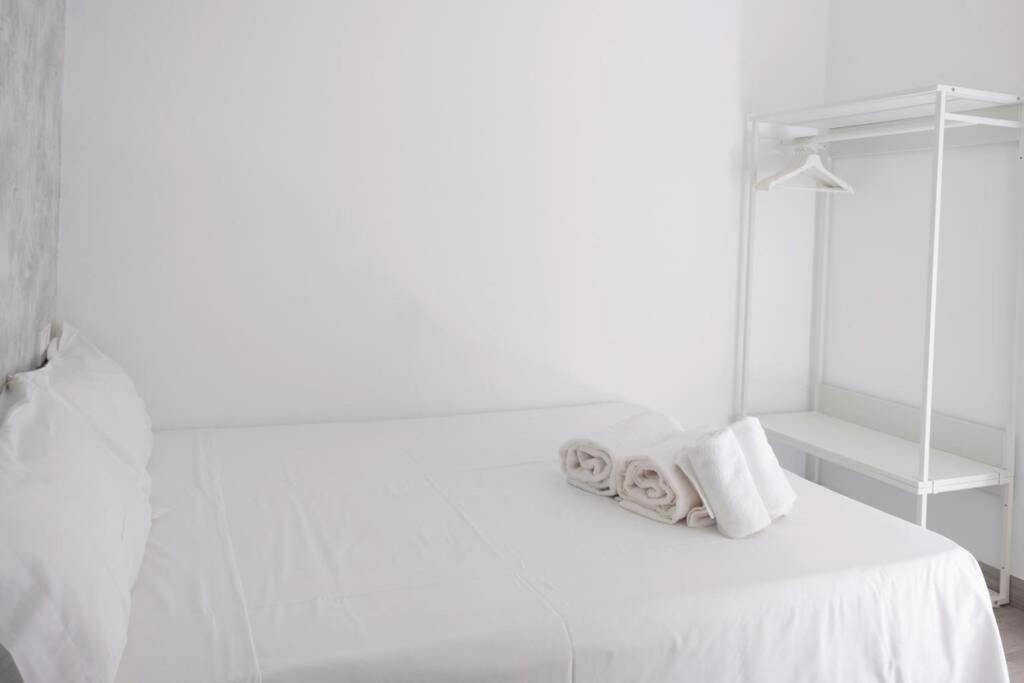 Magnifico Apartamento En Los Remedios Siviglia Esterno foto